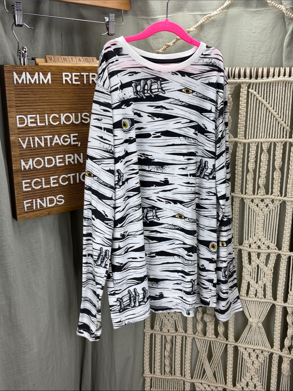 Kids White & Black Mummy Print Long-Sleeve Shirt | XXL (18)